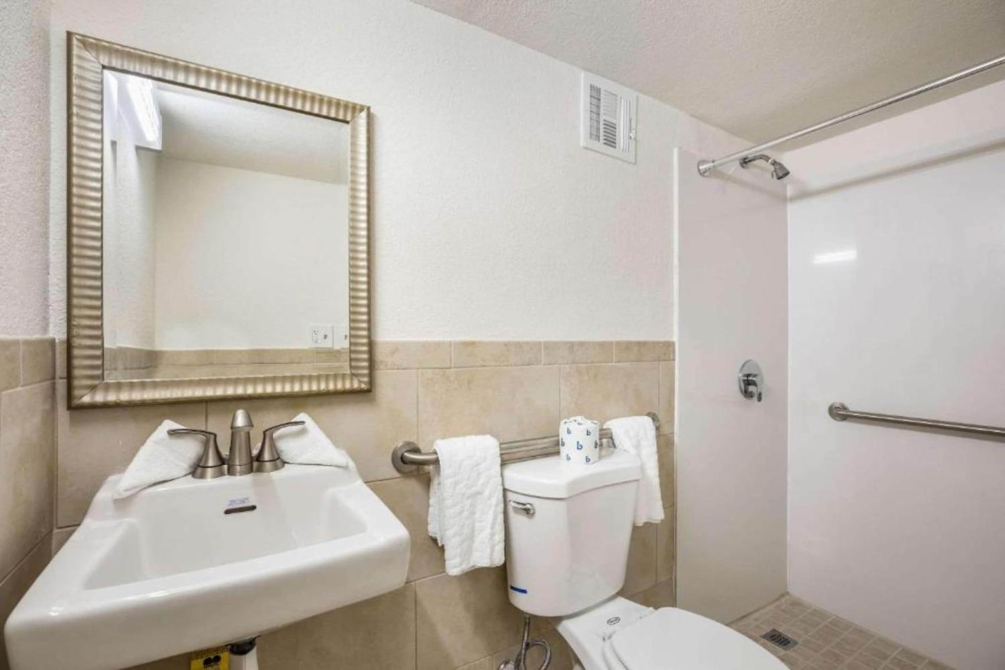 Oyo Hotel Orlando Airport Ngoại thất bức ảnh