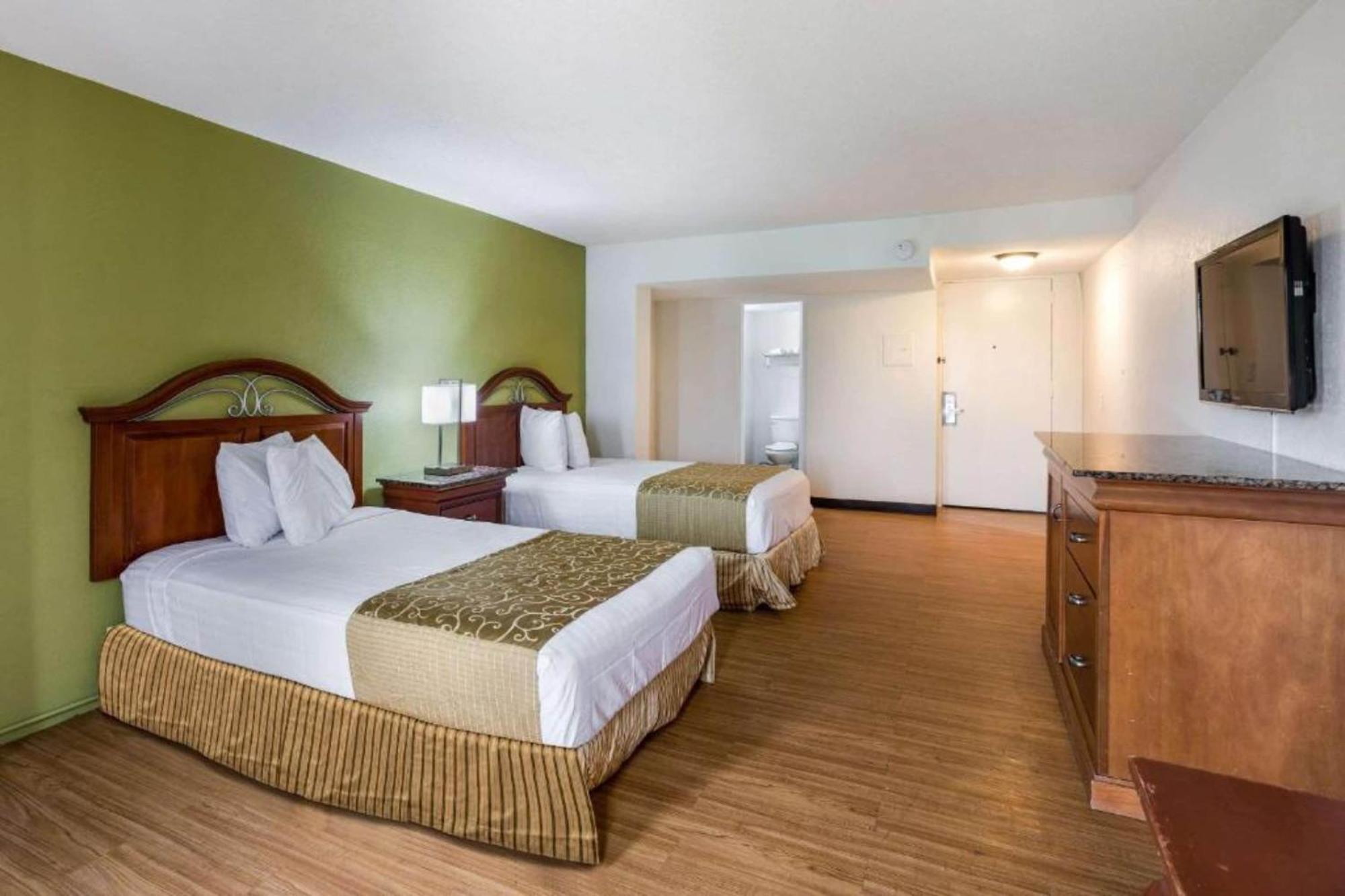 Oyo Hotel Orlando Airport Ngoại thất bức ảnh
